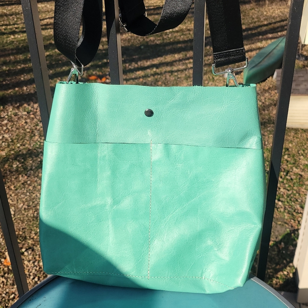 Mint Green Shoulder Bag with Black Strap. Brand 852 - Stevie.  New!  Never Used.